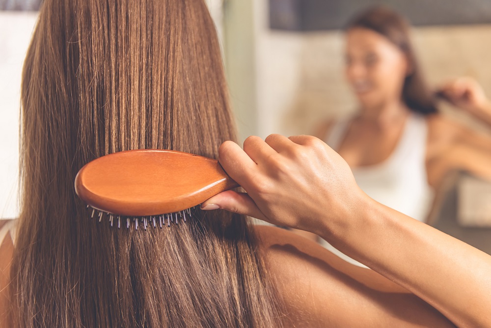 Луковая шелуха для волос: чем полезна, как применять?