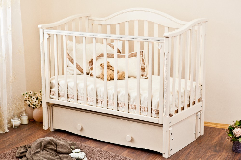 Кроватка для новорожденного: критерии выбора, виды, обзор производителей