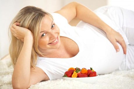 фрукты и ягоды при беременности