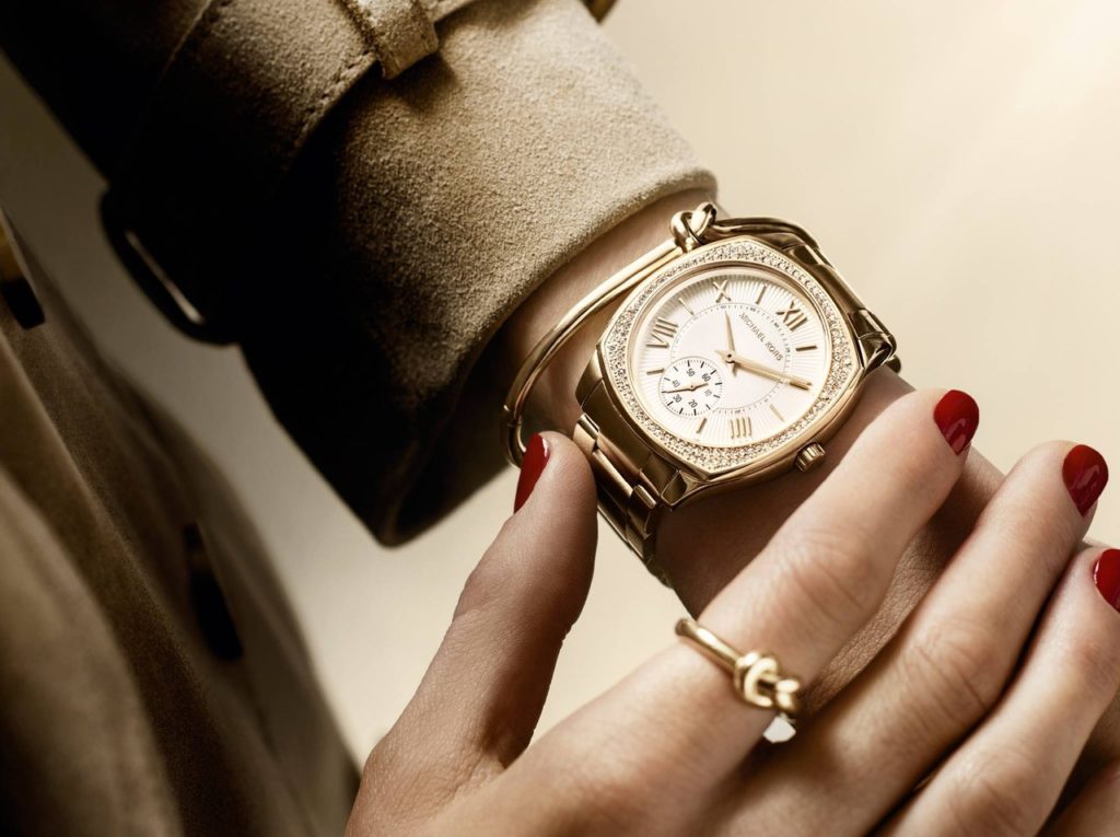 золотые женские часы с браслетом