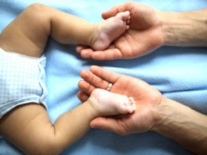 Патология тазобедренного сустава у младенца