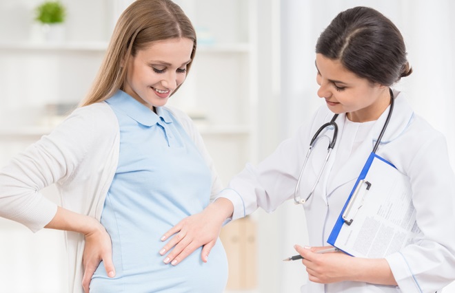 Лечение от остриц беременной женщине назначает врач после осмотра