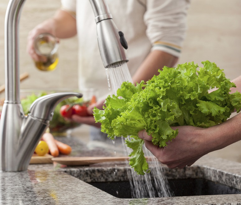 Мыть овощи - профилактика заражения гельминтами